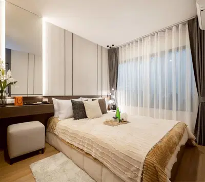 Lumpini Park On 19 - Interior