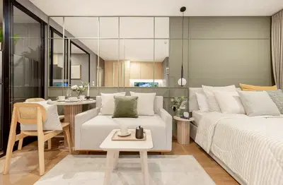 Lumpini Park On 19 - Interior