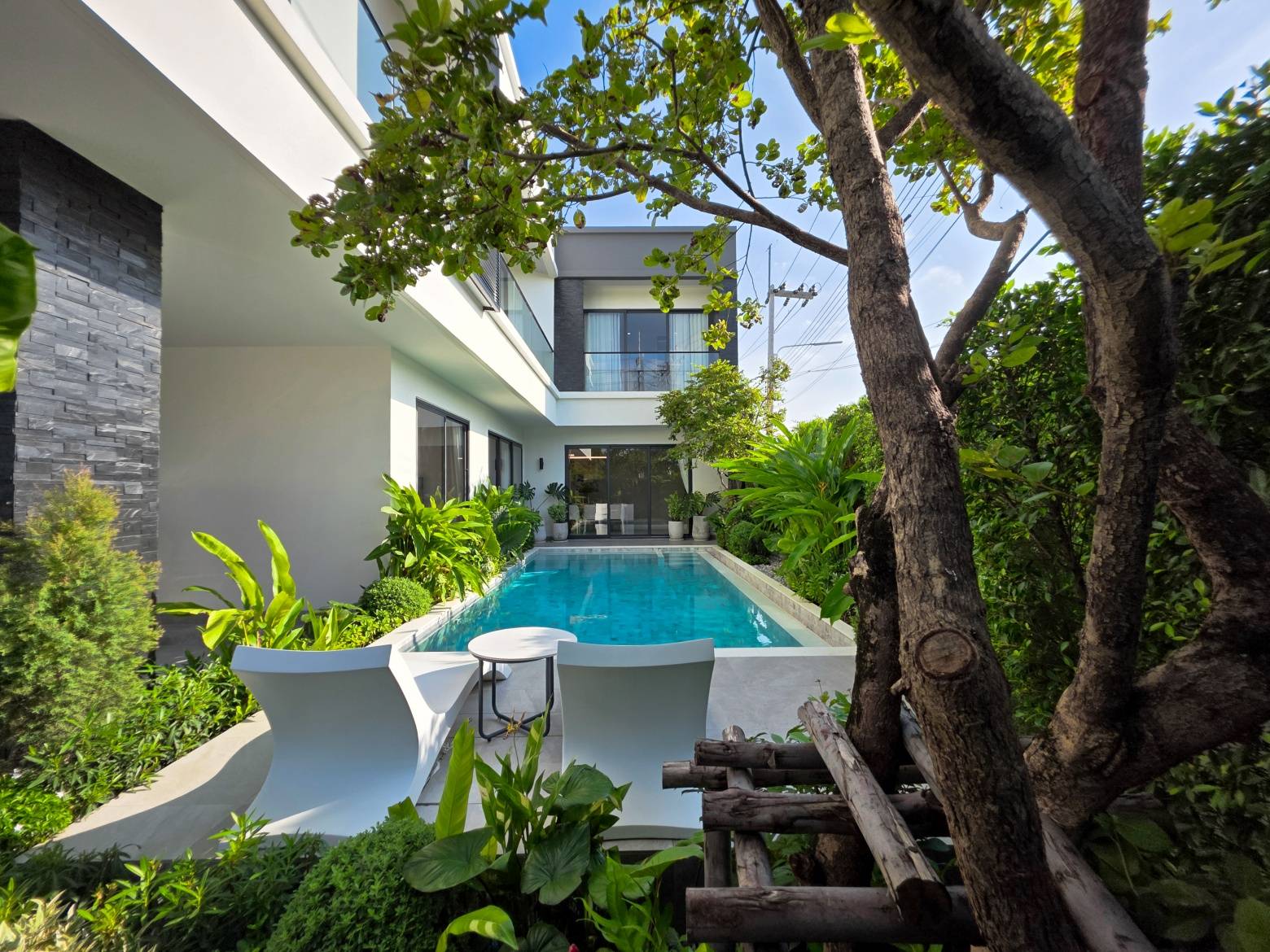 Luxury Vista Villa - Pool