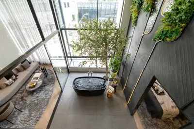 Origin-Thonglor-World-Interiors-77SQM-Courtyard-25.jpg