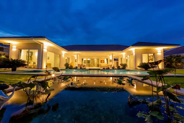 Palm Avenue 4 - 3BR Pool Villa Type E