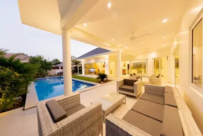 Palm Avenue 4 - 3BR Pool Villa Type I