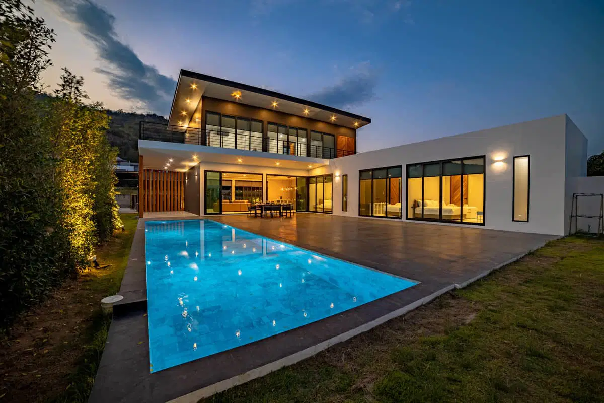 Phu-Montra-K-Haad-5BR-Exteriors-02.jpeg