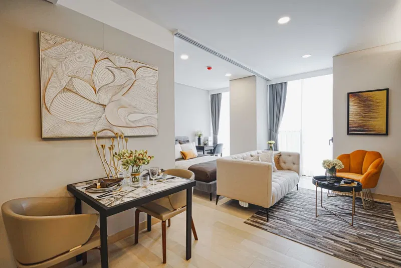 Siamese-Exclusive-Queens-Interiors-Type-1A-01.jpg
