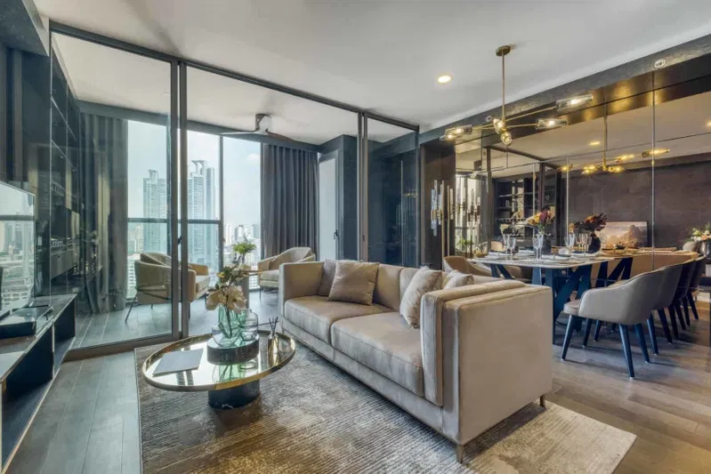 Siamese-Exclusive-Queens-Interiors-Type-1B-2.jpg