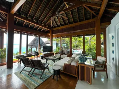 The-Estates-Samui-Interiors-02.jpg