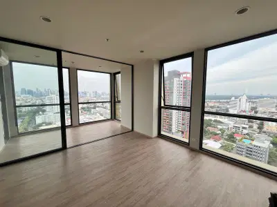 The-Issara-Sathorn-2BR-Resale-Unit-5.jpeg
