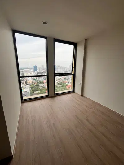 The-Issara-Sathorn-2BR-Resale-Unit-6.jpeg