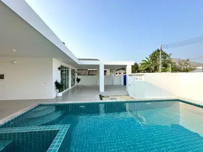 Twin Pine Pool Villa - Exteriors