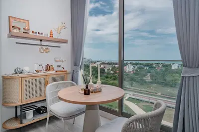VEHHA - 1BR+ (Sea View)