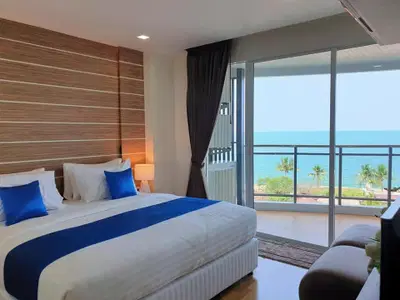 Whale-Marina-Condo-2BR-13.jpg