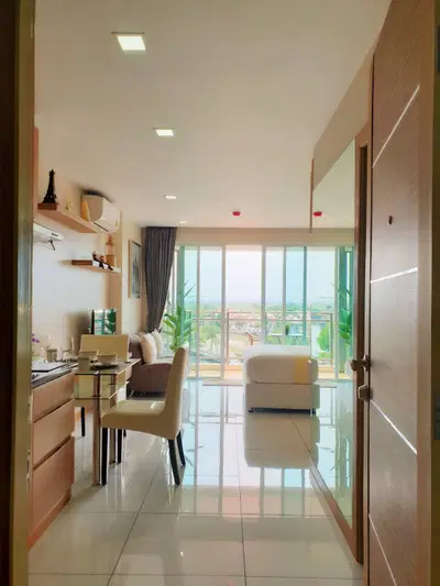 Whale-Marina-Condo-Studio-room-1.jpg