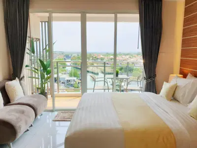 Whale-Marina-Condo-Studio-room-10.jpg