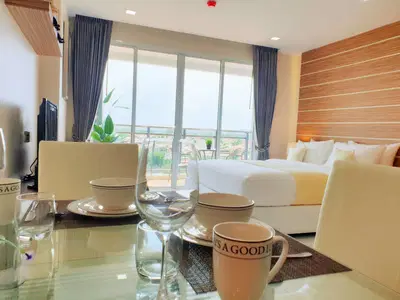 Whale-Marina-Condo-Studio-room-11.jpg