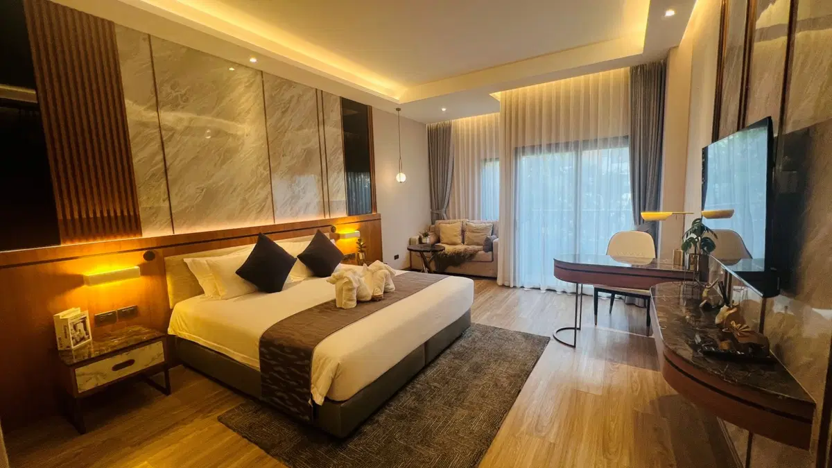 Wyndham-Jomtien-Pattaya-Photo-Studio-09.jpg