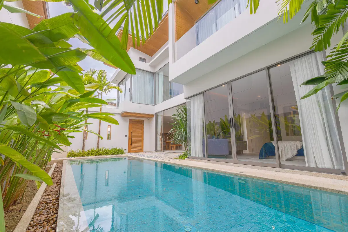 Zenithy-La-Ville-Exterior-Swimming-Pool-11.jpg