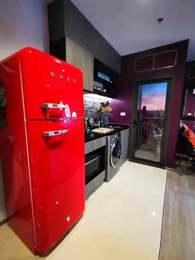 base-petchaburi-thonglor-2br-pantry.jpeg